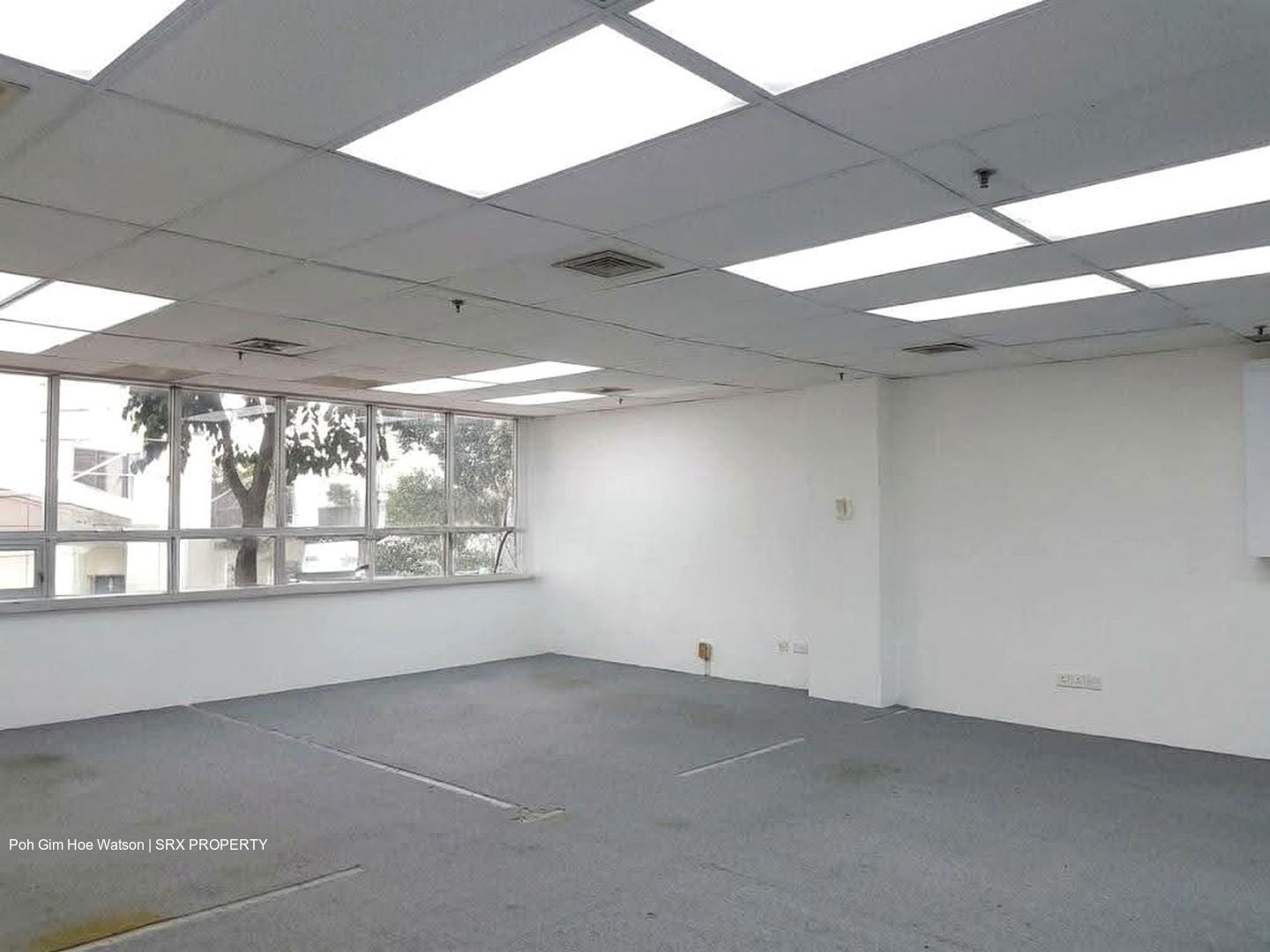 North Bridge Centre (D7), Office #629208691
